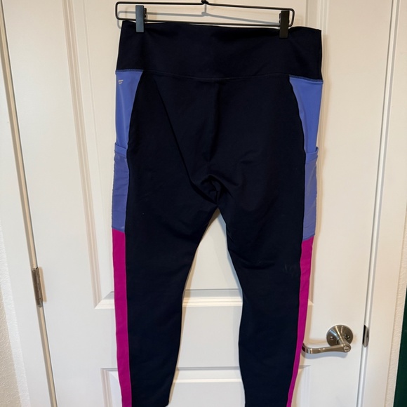 On-The-Go PowerHold® High-Waisted Leggings Size: XXL-1X / Regular -Navy - Picture 6 of 6